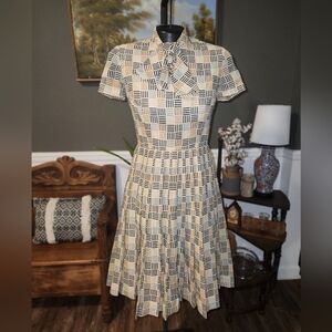 Elegant Geometric Patterned Dress